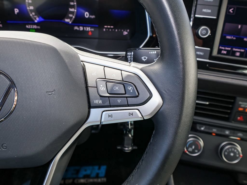 Certified 2024 Volkswagen Jetta Sport image 22