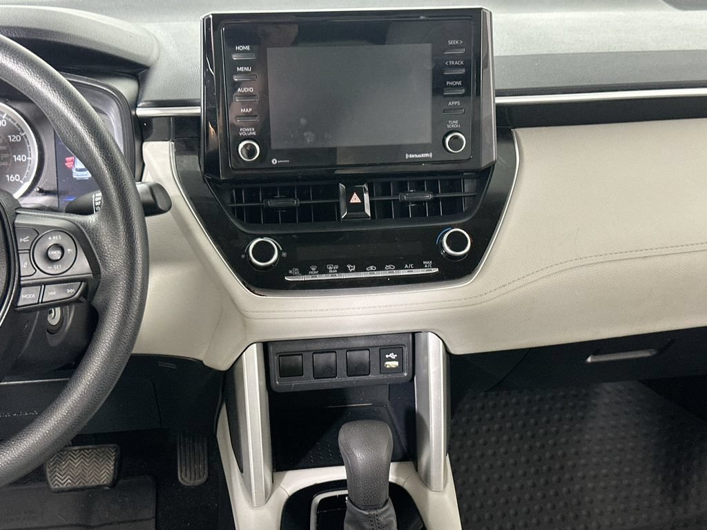 Used 2022 Toyota Corolla Cross L FWD image 17