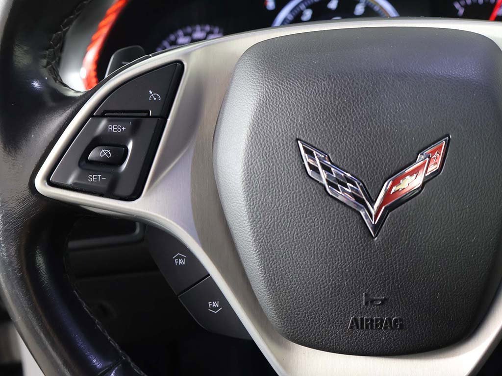 Used 2019 Chevrolet Corvette Stingray Coupe w/ 1LT image 31