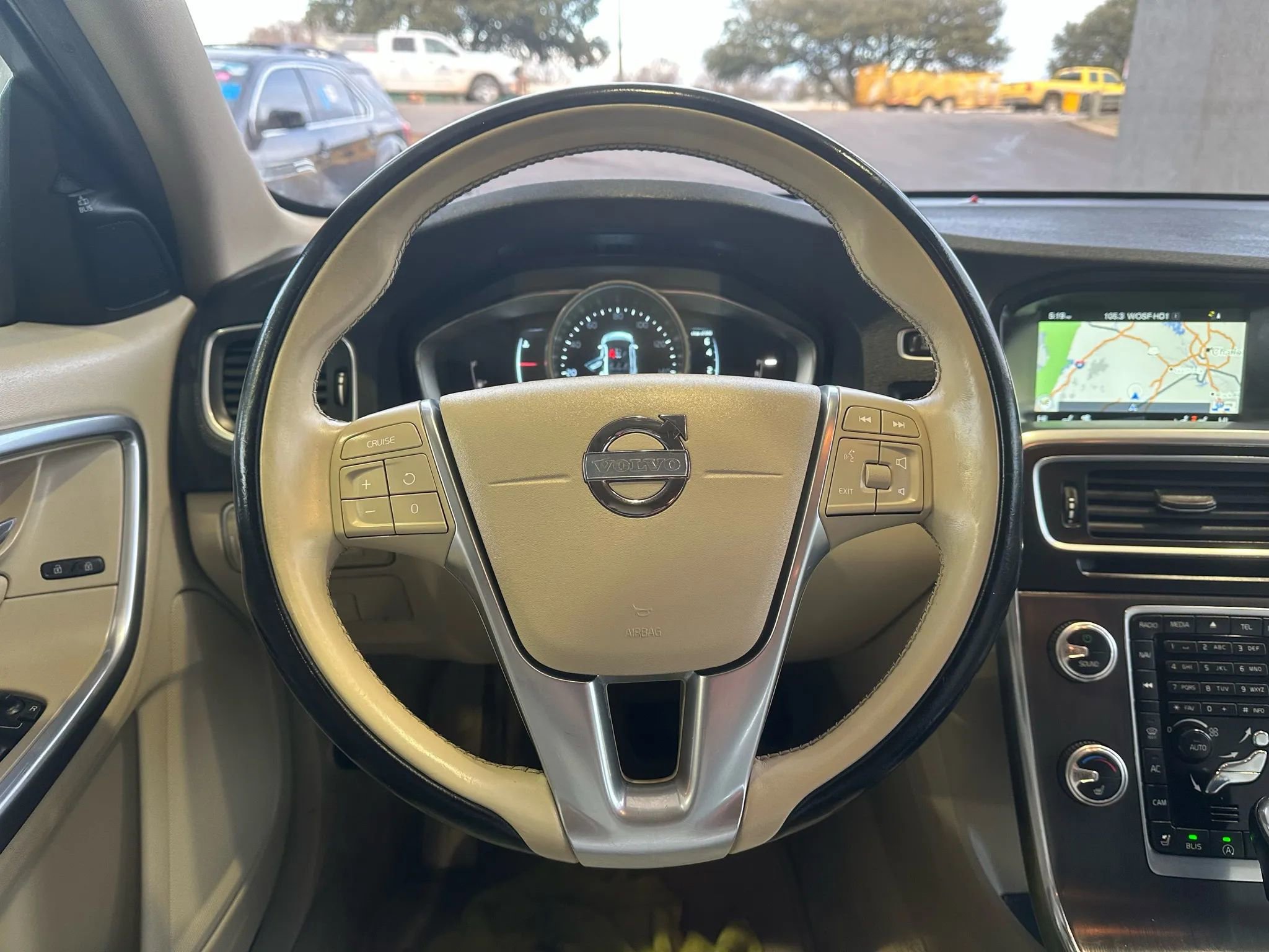 Used 2015 Volvo V60 T5 Premier FWD image 10