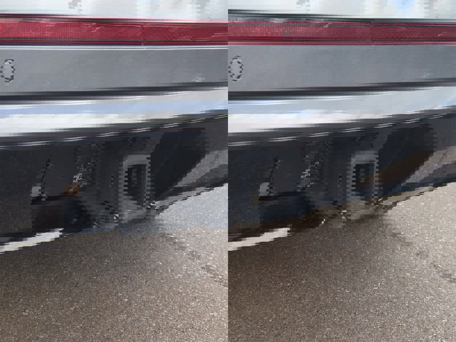 Used 2021 Volkswagen Atlas SEL R-Line image 37