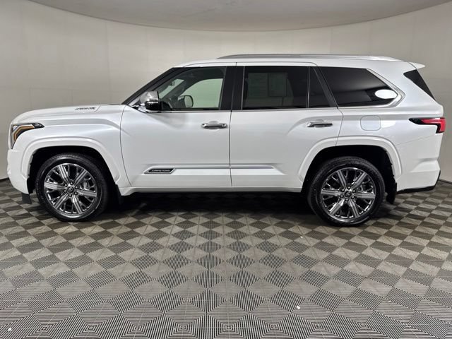 Used 2026 Toyota Sequoia Capstone AWD/4WD image 7