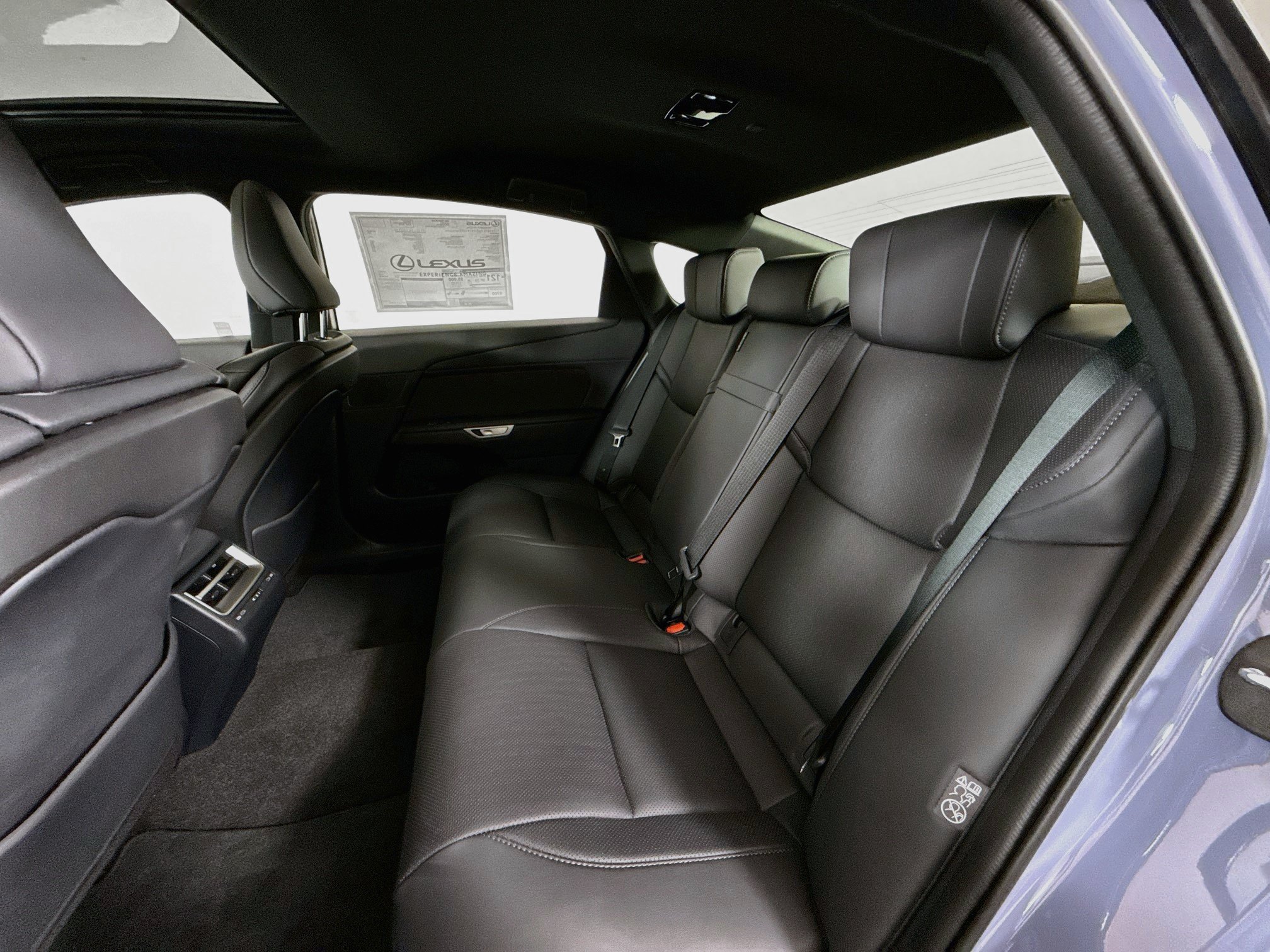 New 2026 Lexus ES 350e w/ Convenience Package FWD image 22