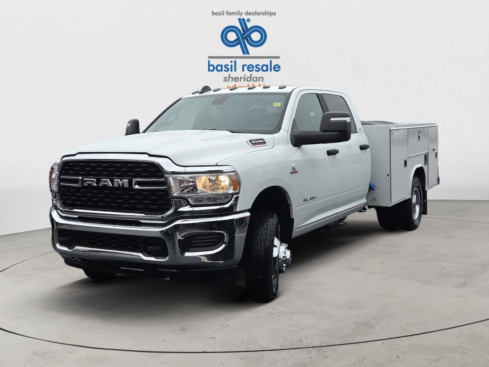 Used 2024 RAM 3500 SLT w/ Quick Order Package 2YG SLT image 3