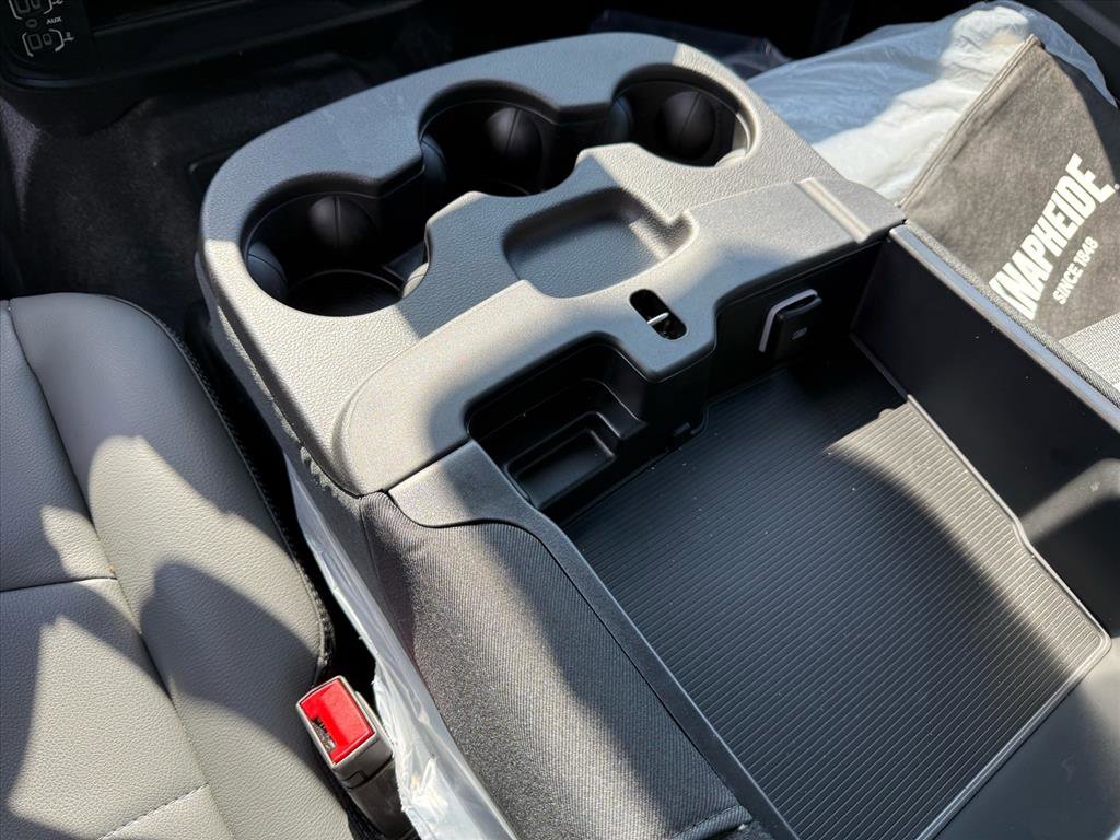 New 2026 RAM 5500 Tradesman w/ Chrome Appearance Group image 48