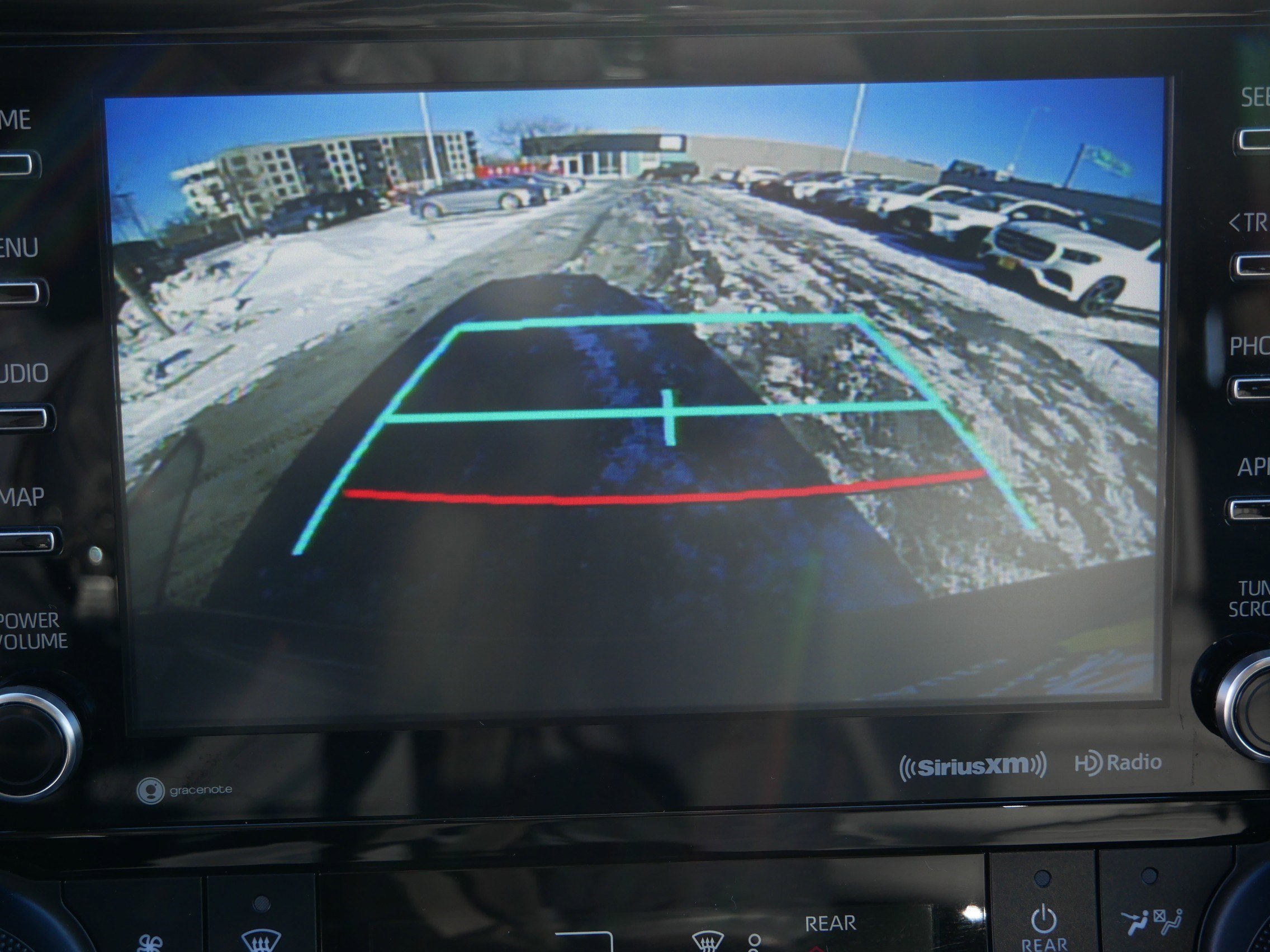 Used 2022 Toyota Highlander XLE image 37