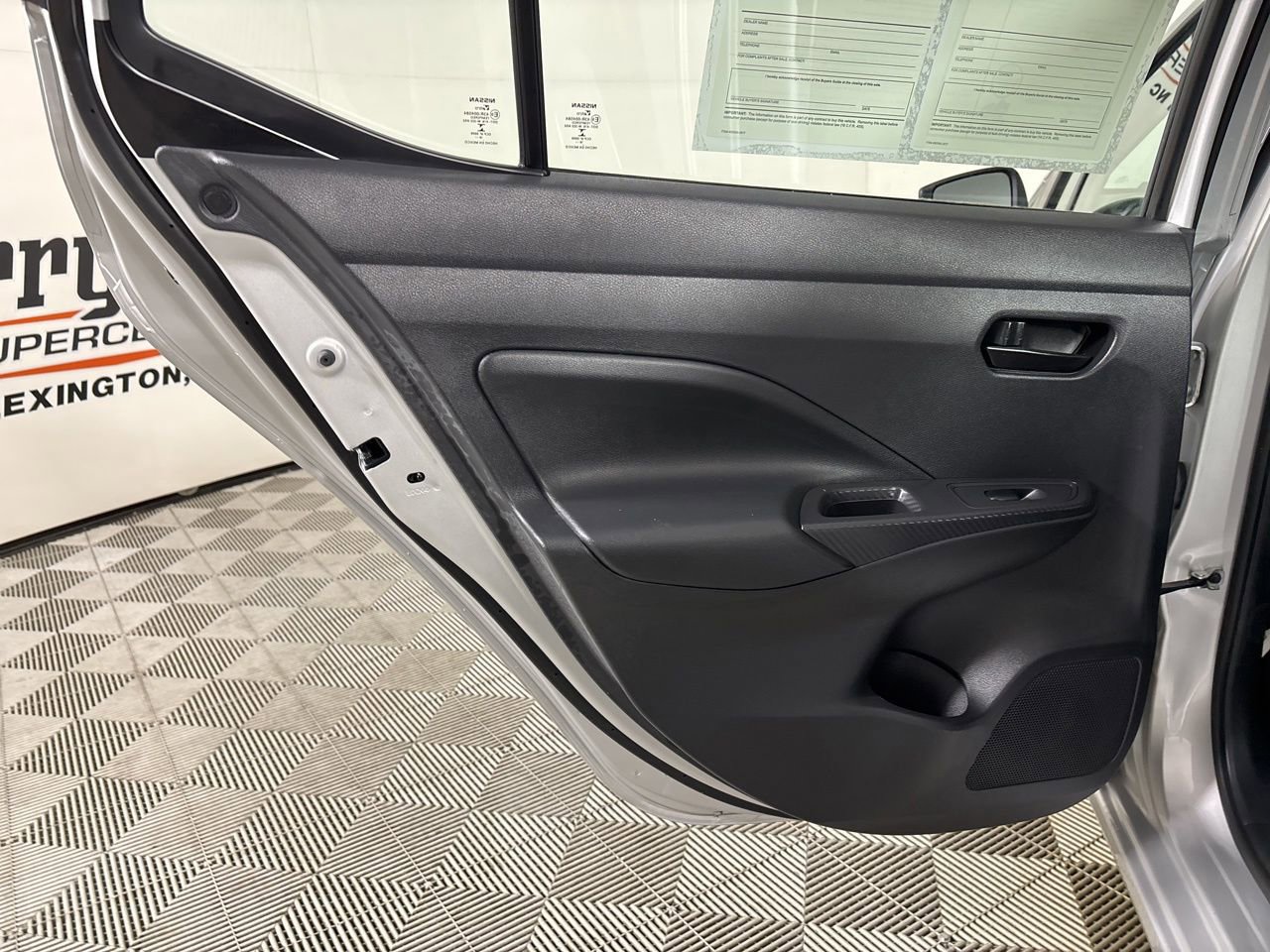 Used 2020 Nissan Versa S image 19