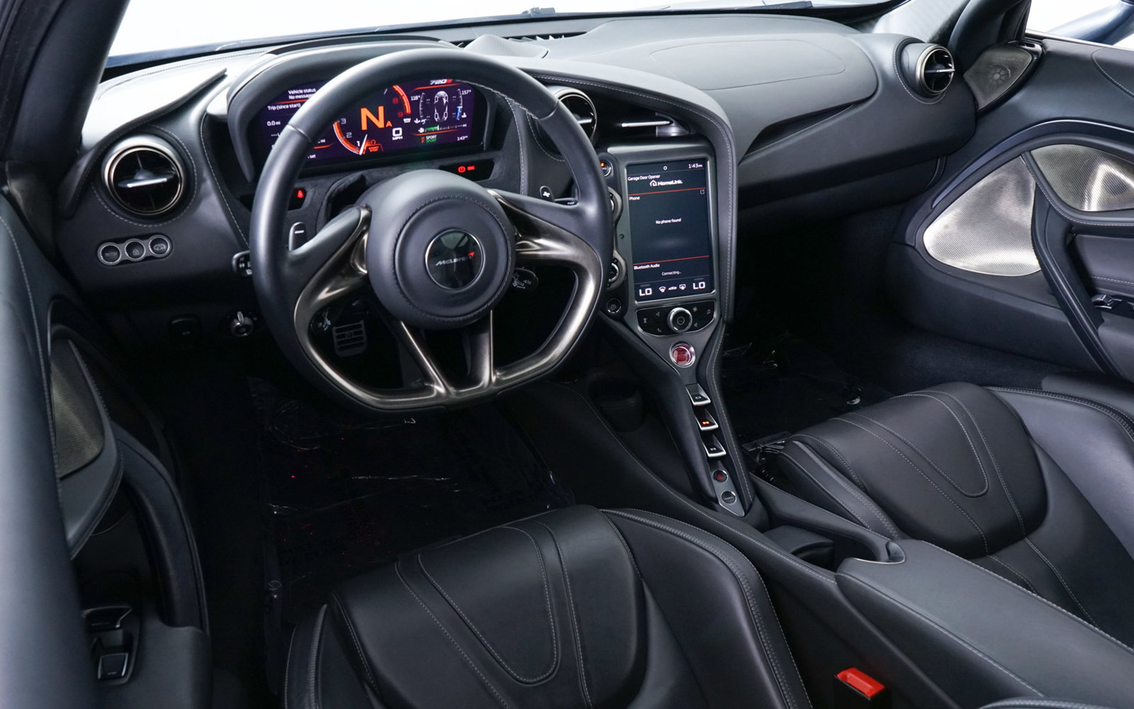 Used 2018 McLaren 720S Luxury RWD image 25