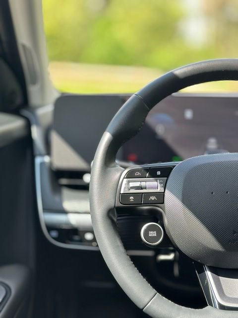 Certified 2025 Hyundai Ioniq 5 SE image 22