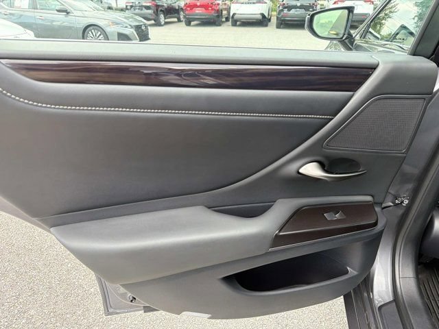Used 2019 Lexus ES 350 w/ Premium Package FWD image 14