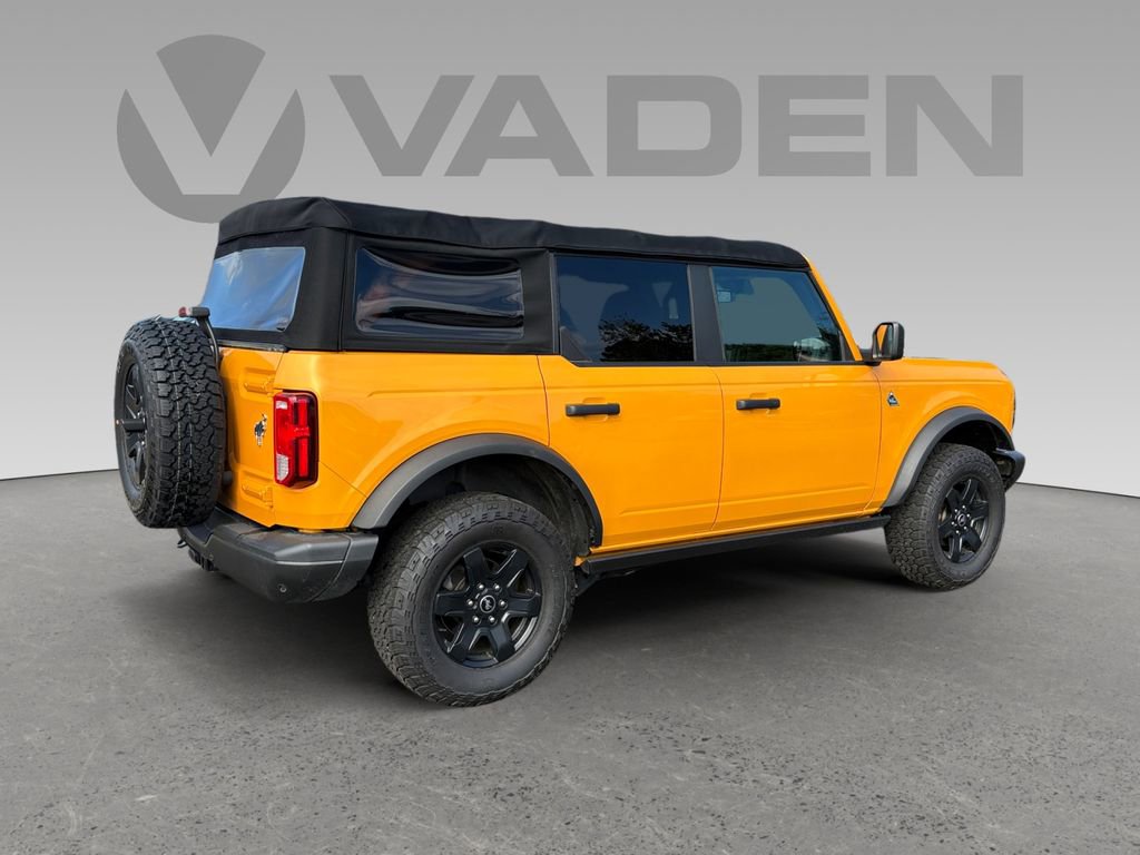 Used 2022 Ford Bronco Black Diamond image 18