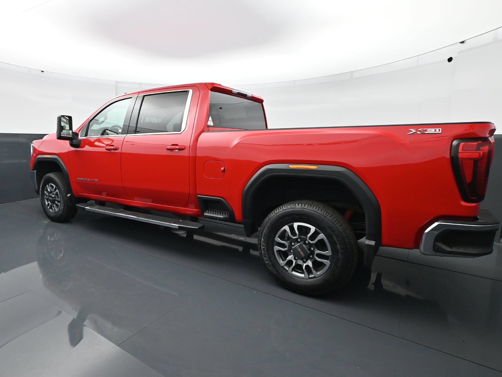 Used 2022 GMC Sierra 2500 SLE w/ Gooseneck/5TH Wheel Package AWD/4WD image 4