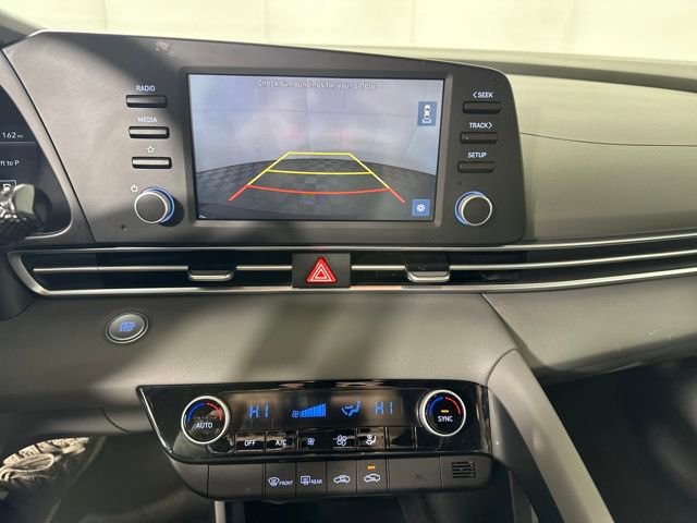 Used 2023 Hyundai Elantra SEL image 22
