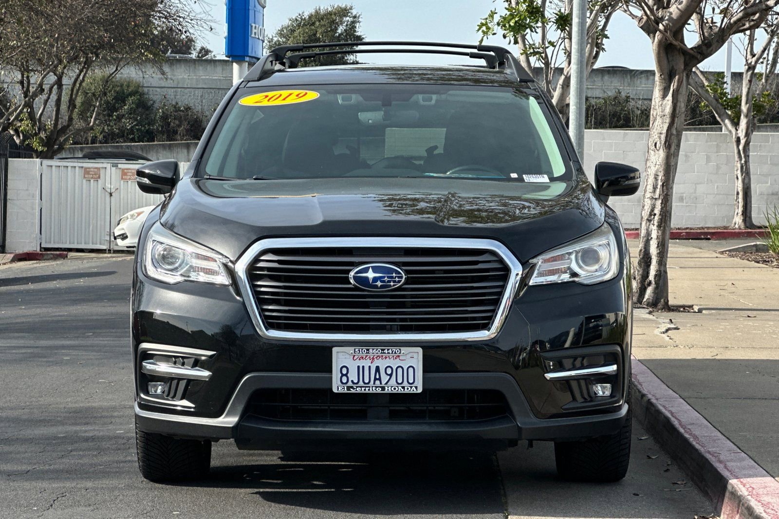 Used 2019 Subaru Ascent Limited w/ Popular Package #3 image 8