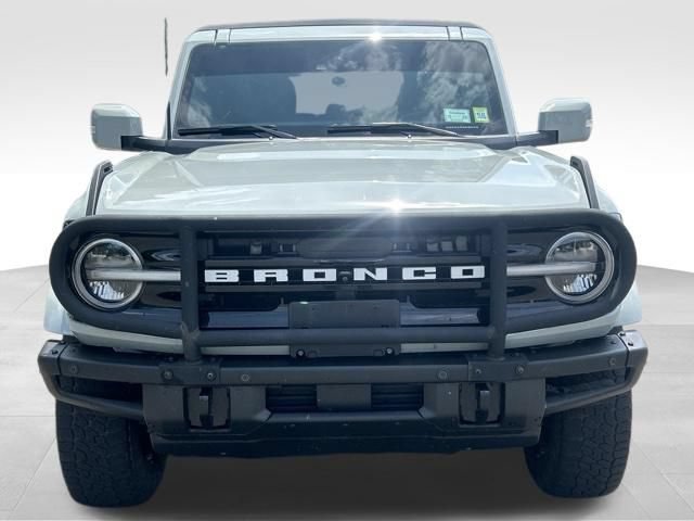 Used 2022 Ford Bronco Outer Banks AWD/4WD image 9