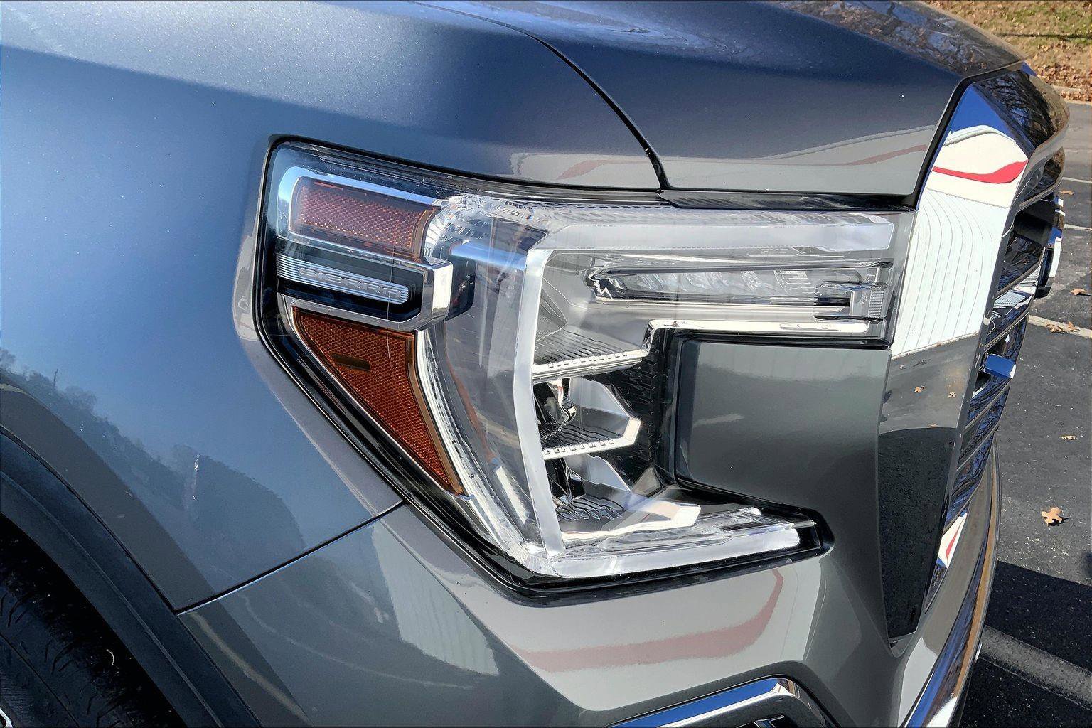 Used 2022 GMC Sierra 1500 SLT w/ SLT Premium Plus Package image 28