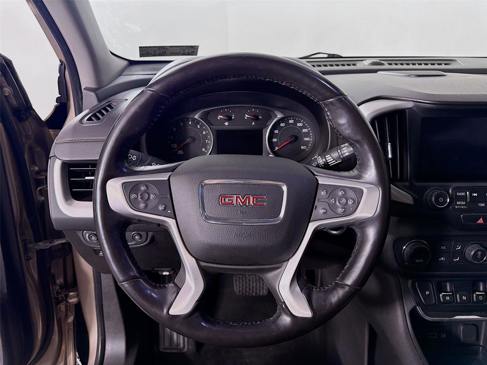 Used 2018 GMC Terrain SLT w/ Preferred Package AWD/4WD image 12