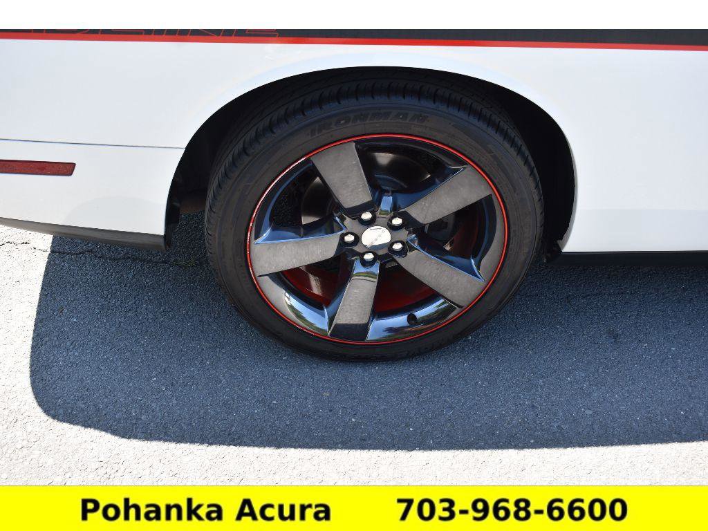 Used 2014 Dodge Challenger R/T Plus RWD image 30