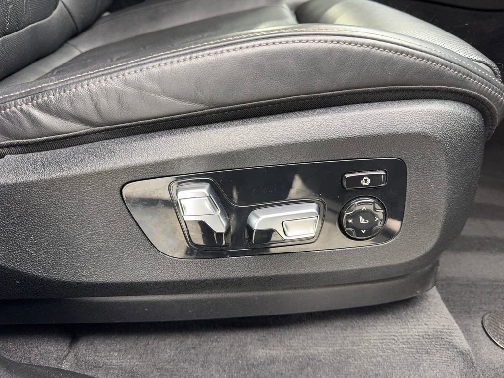 Used 2023 BMW X7 xDrive40i image 51