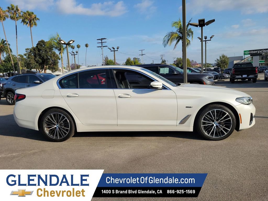 Used 2023 BMW 530e RWD image 11