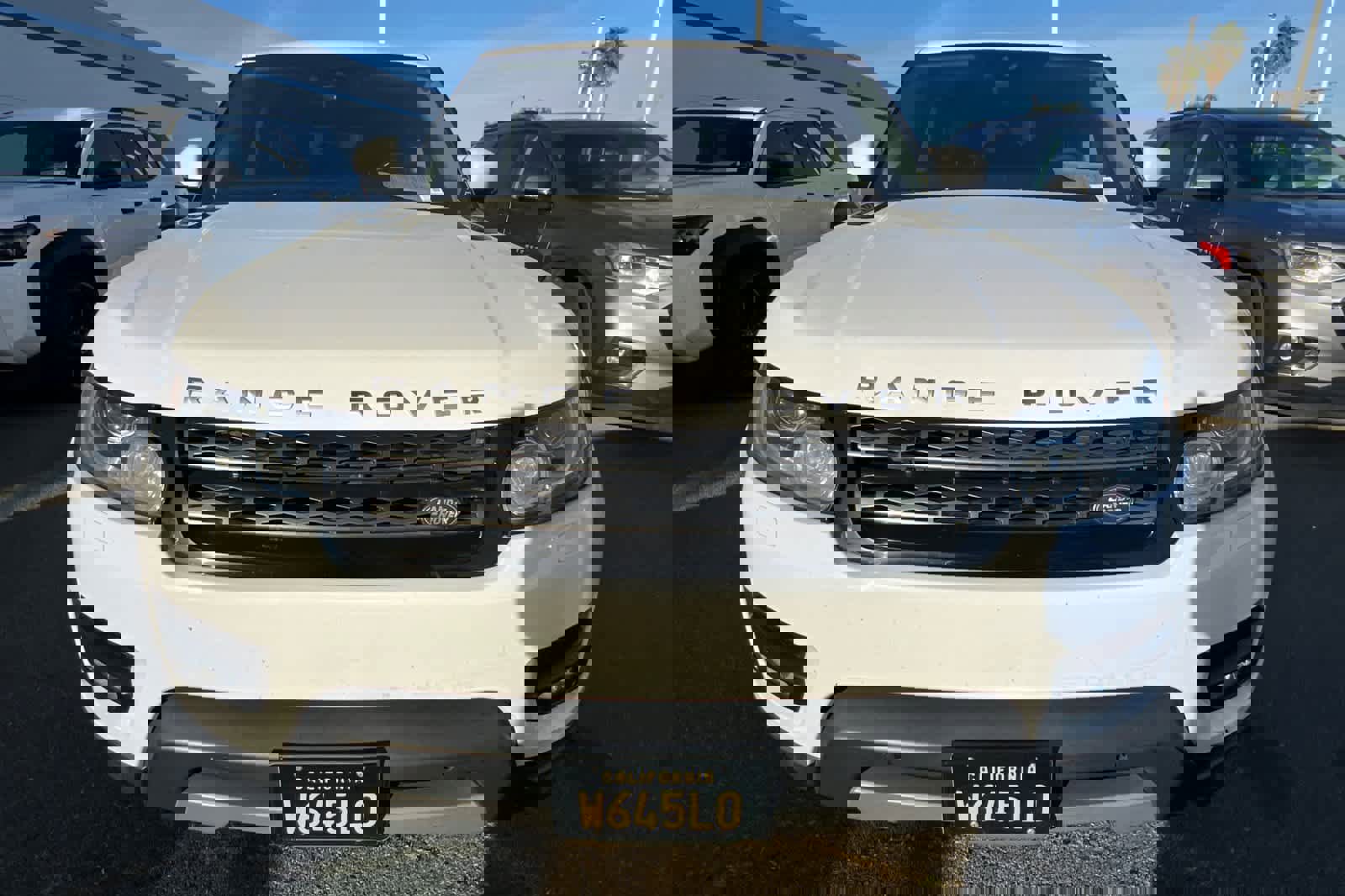 Used 2017 Land Rover Range Rover Sport SE image 2