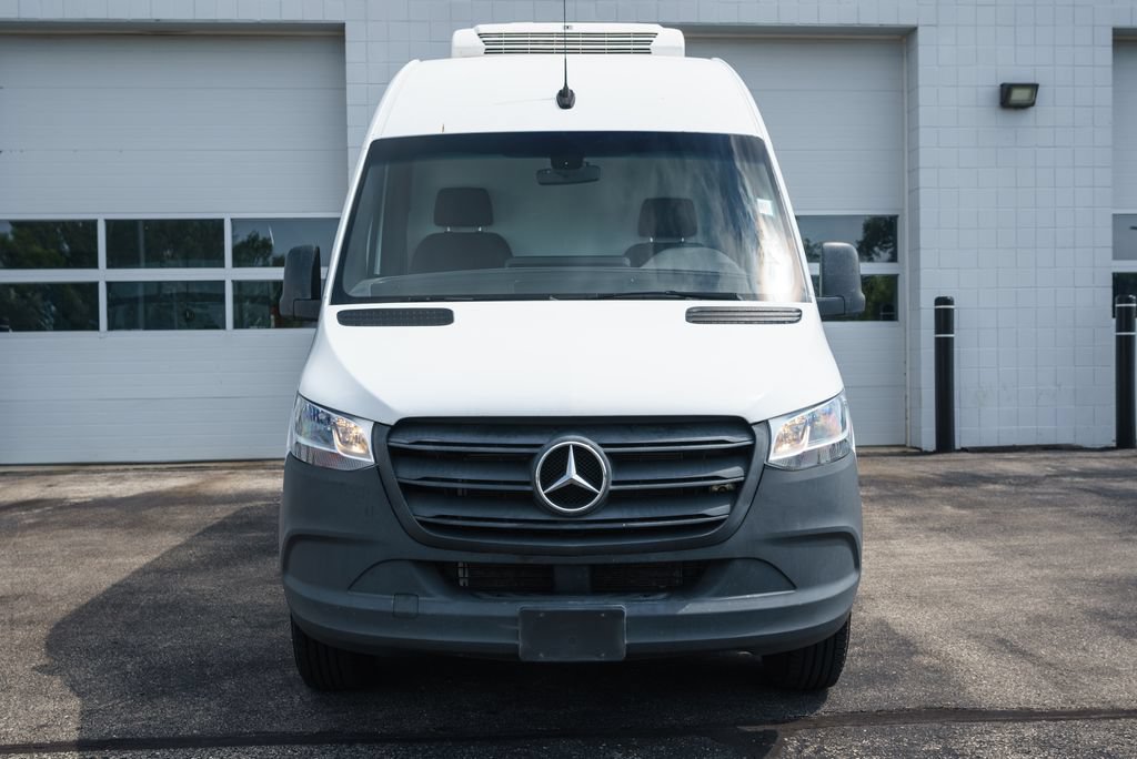 Used 2023 Mercedes-Benz Sprinter 2500 image 7