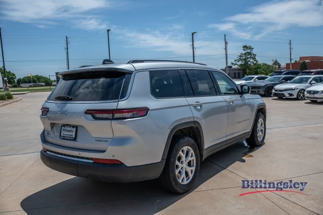 Used 2023 Jeep Grand Cherokee L Limited AWD/4WD image 5