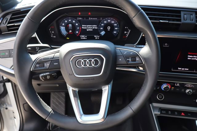 Used 2024 Audi Q3 2.0T Premium Plus image 33