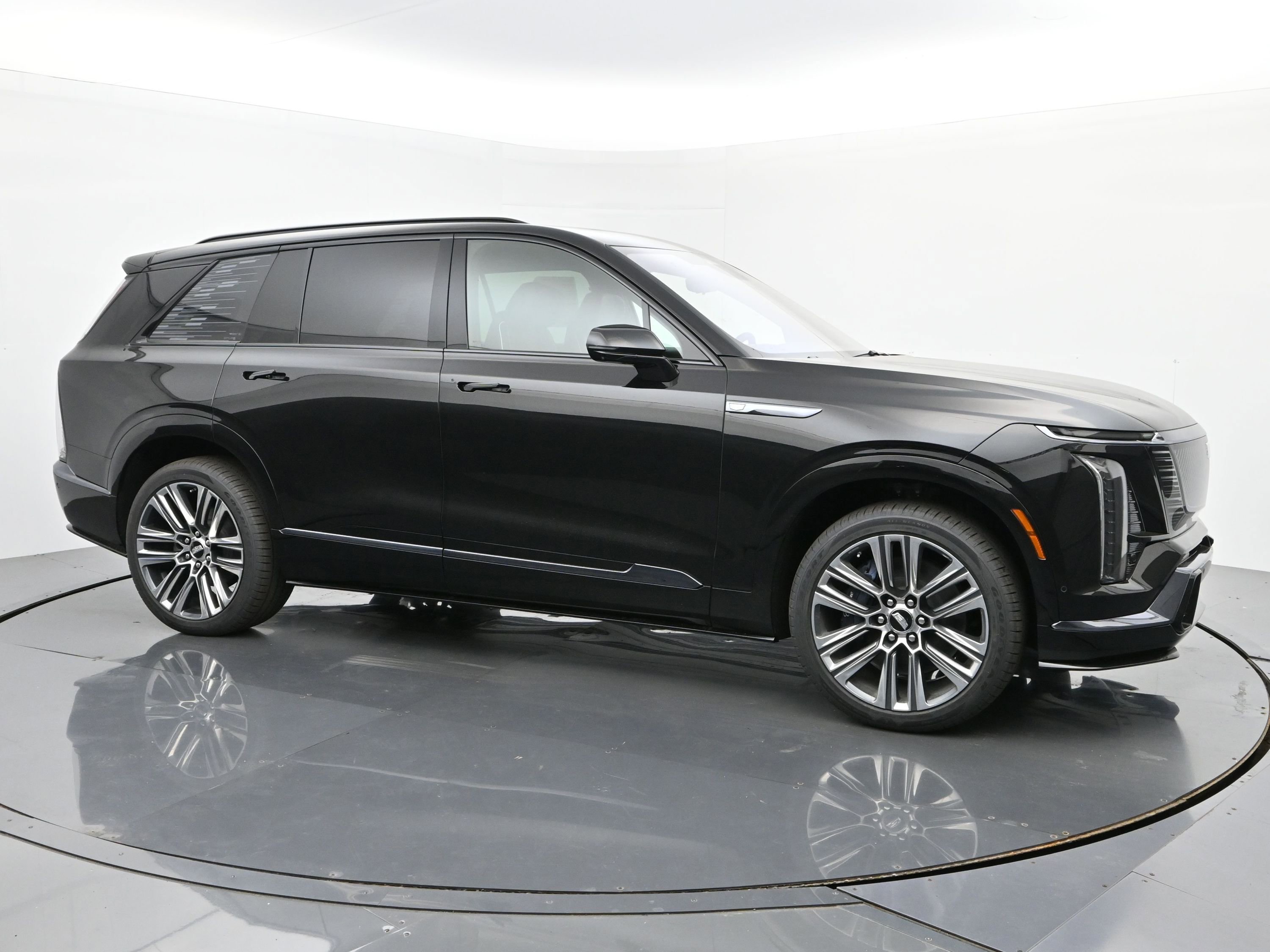 New 2026 Cadillac Vistiq Platinum w/ LPO, Floor Liner Package image 7