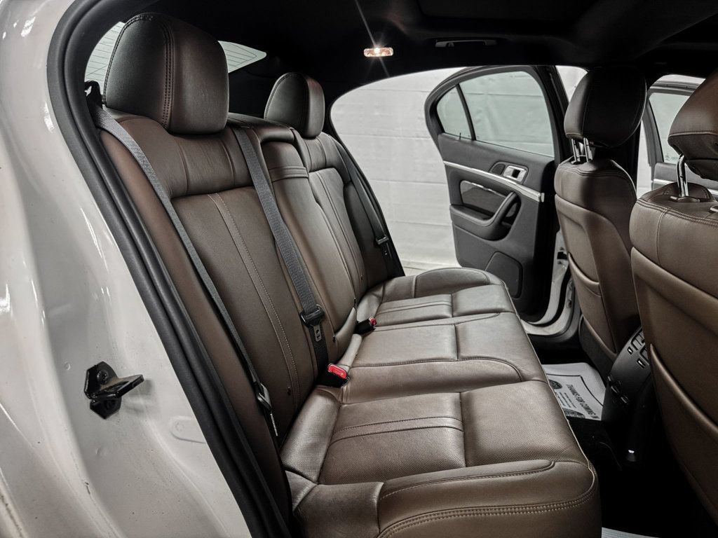 Used 2013 Lincoln MKS AWD w/ Ultimate Package image 11