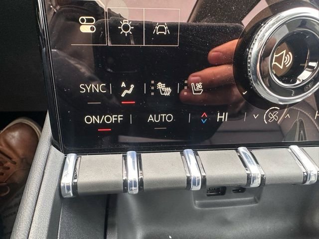 New 2026 GMC Terrain Denali AWD/4WD image 30