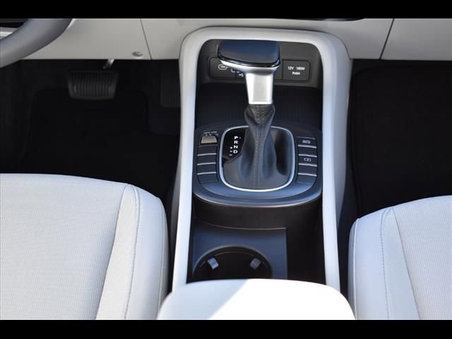 Certified 2025 Hyundai Kona SEL FWD image 15