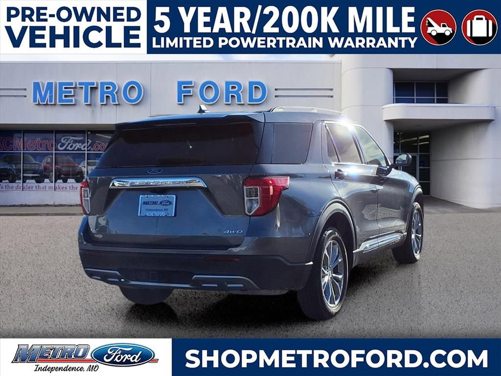 Used 2023 Ford Explorer XLT w/ Equipment Group 202A image 3