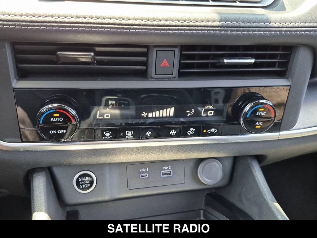 Used 2023 Nissan Rogue SV FWD image 22