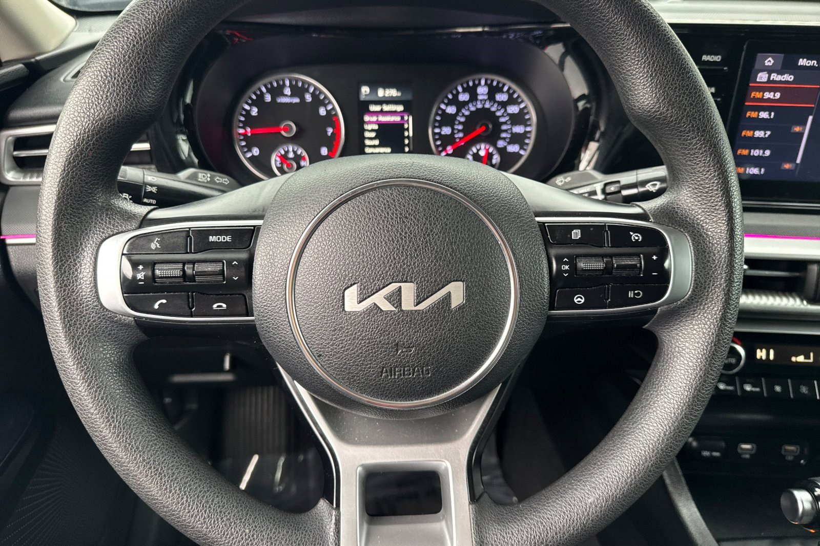 Used 2022 Kia K5 LXS image 16