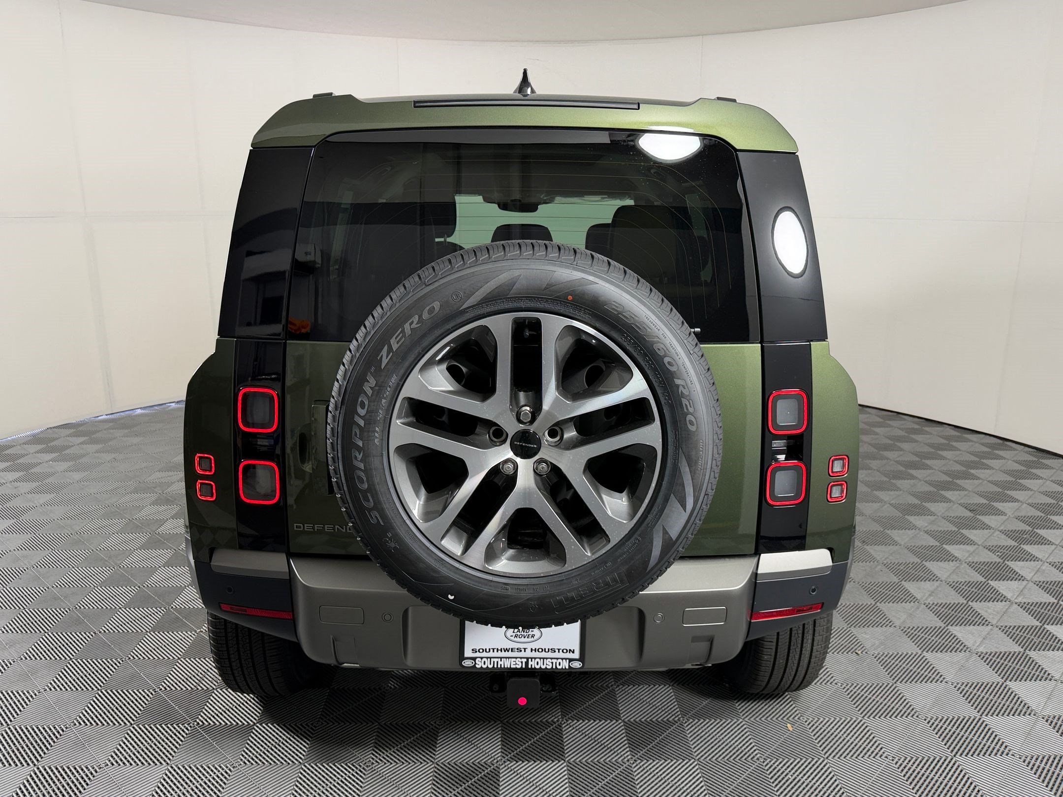 New 2026 Land Rover Defender 110 S AWD/4WD image 10