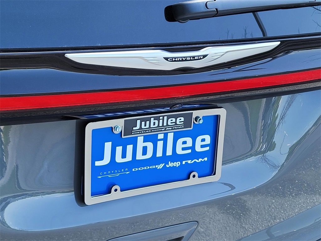 New 2025 Chrysler Pacifica Select image 35