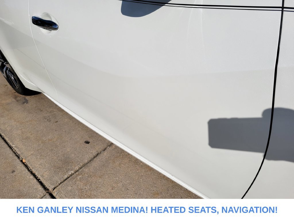 Used 2019 Nissan Maxima 3.5 SV w/ Floor Mat Group FWD image 13