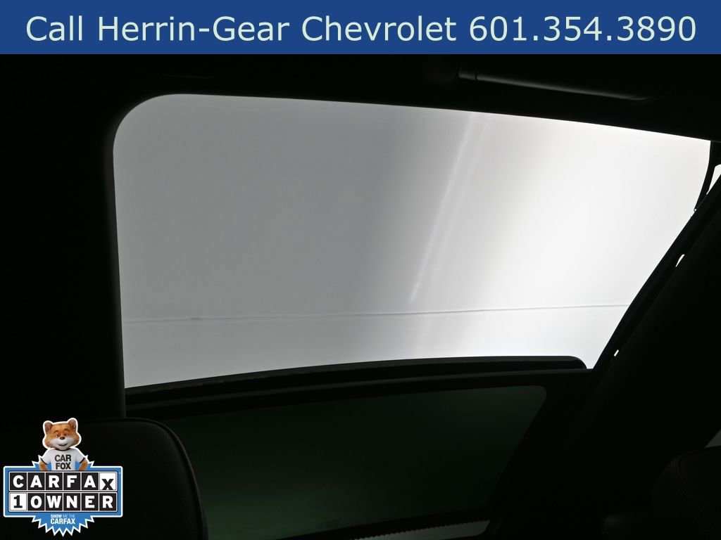 Used 2024 GMC Yukon Denali w/ LPO, Floor Liner Package image 27