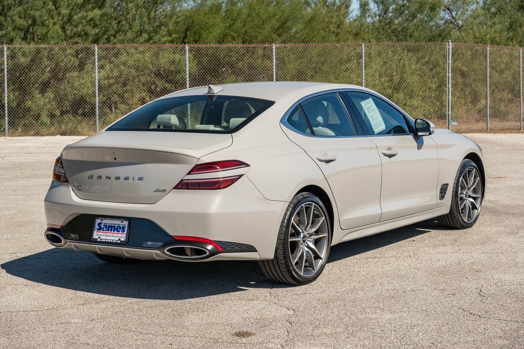 Used 2025 Genesis G70 2.5T image 9