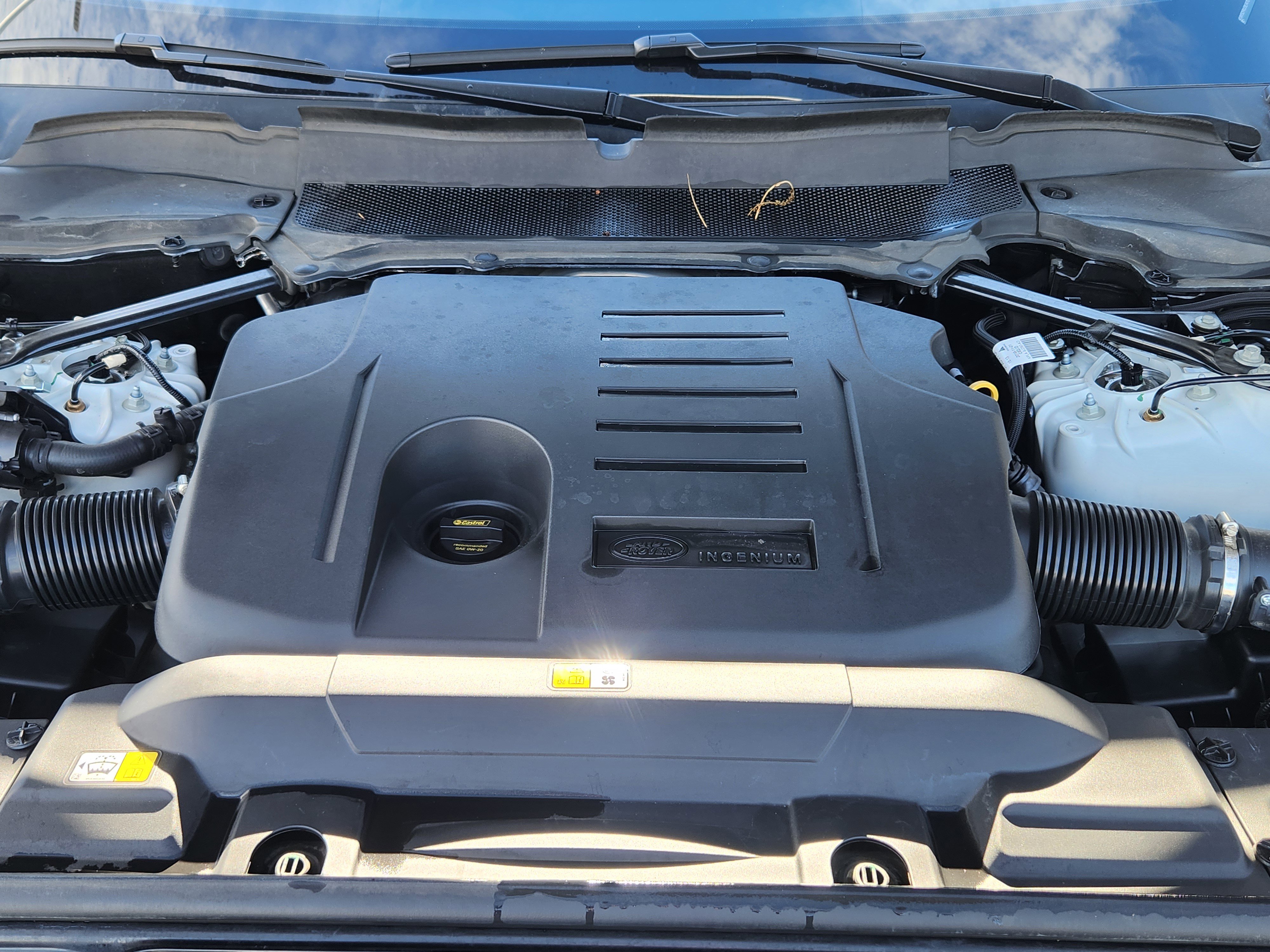 Used 2020 Land Rover Range Rover Sport HST image 23