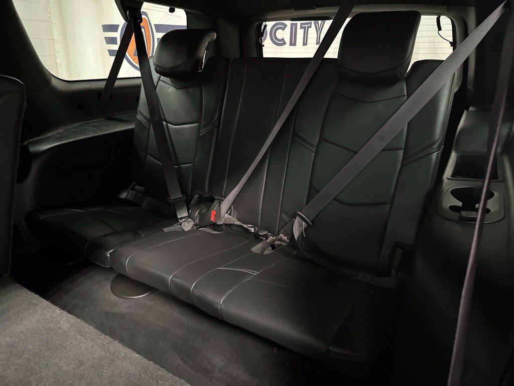 Used 2017 Cadillac Escalade ESV Platinum AWD/4WD image 24