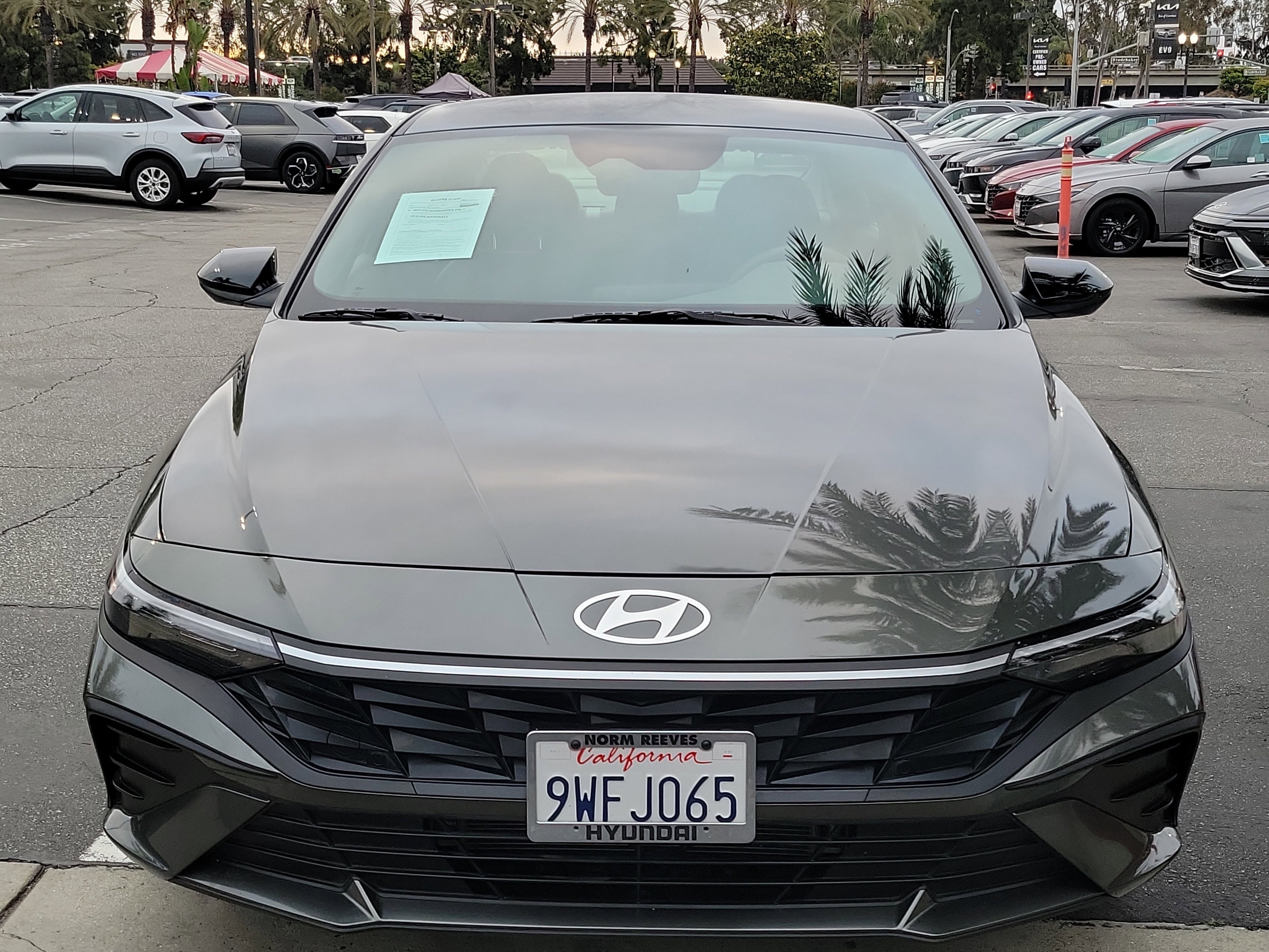 Certified 2025 Hyundai Elantra SEL FWD image 8