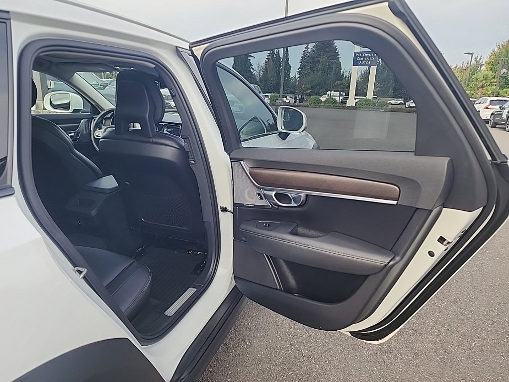 Used 2017 Volvo V90 T6 Cross Country AWD/4WD image 17