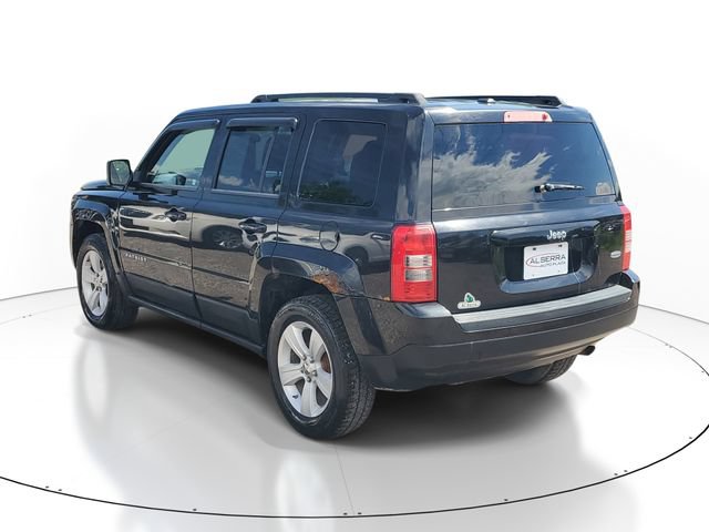 Used 2011 Jeep Patriot Latitude FWD image 3