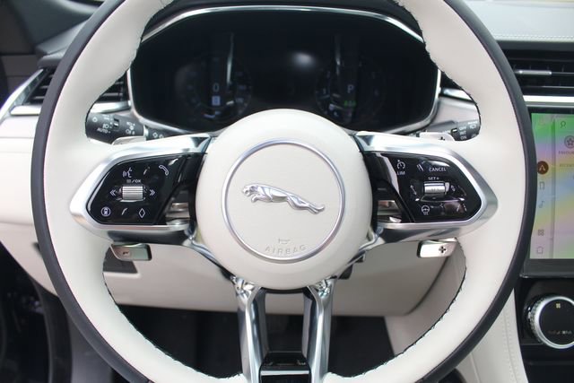 New 2026 Jaguar F-PACE R-Dynamic S image 17