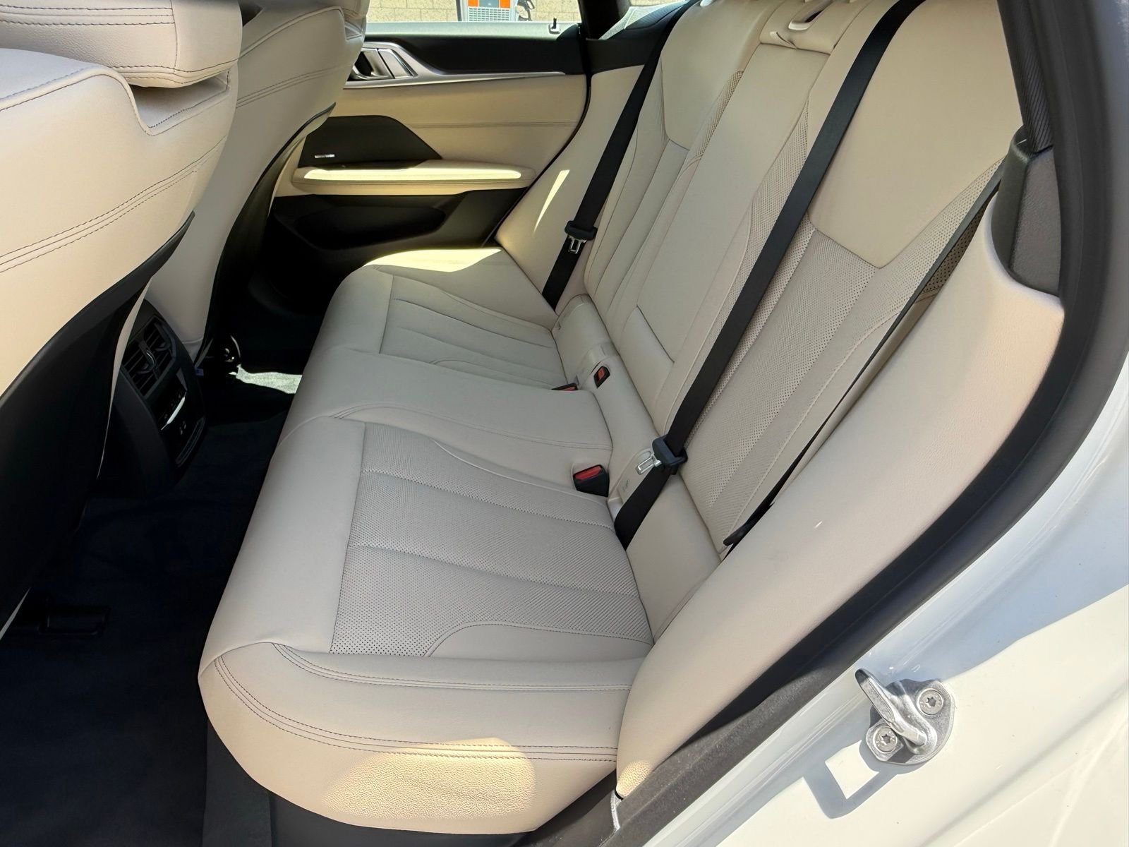 New 2026 BMW i4 eDrive40 w/ Premium Package RWD image 31
