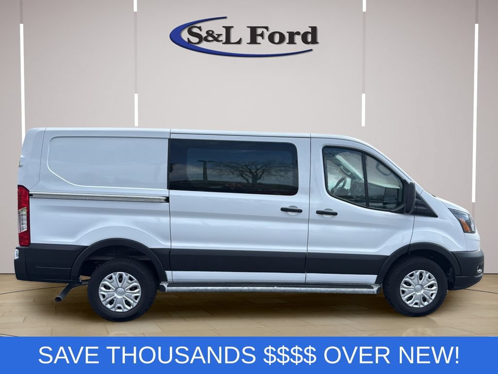 Certified 2025 Ford Transit 250 Low Roof w/ Exterior Upgrade Package RWD image 9