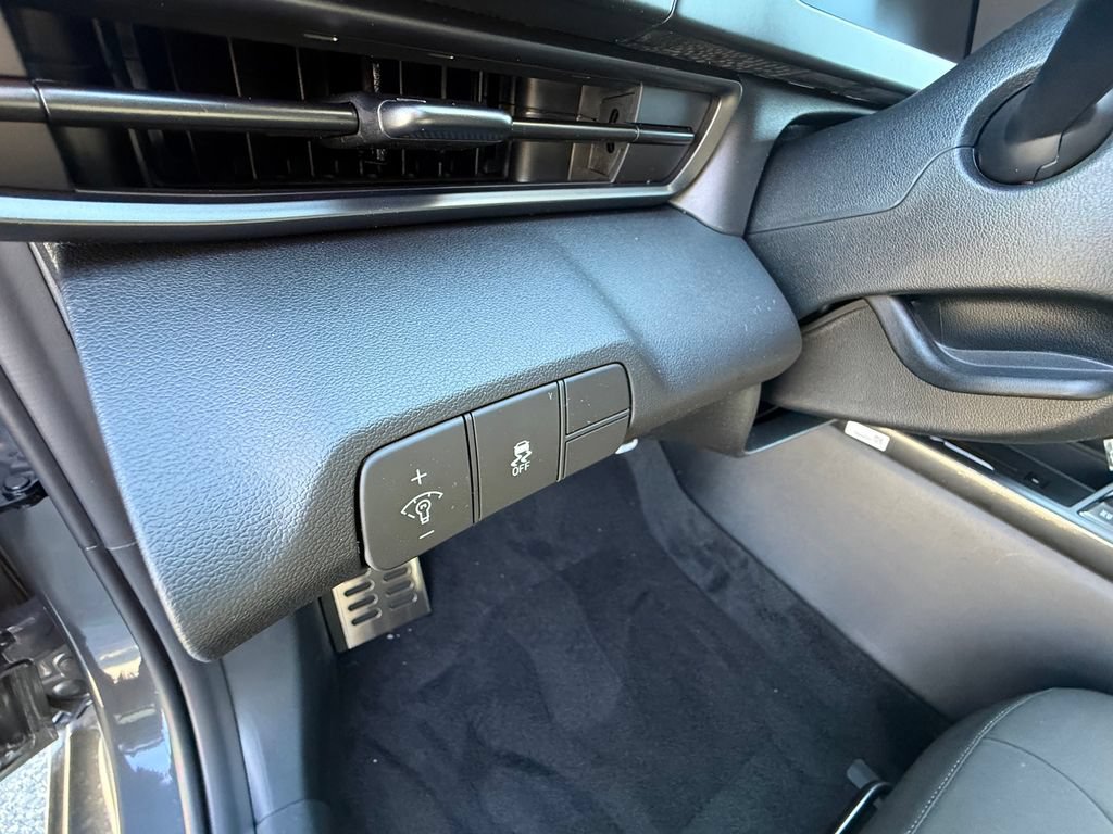 New 2026 Hyundai Elantra SEL Sport Premium FWD image 15