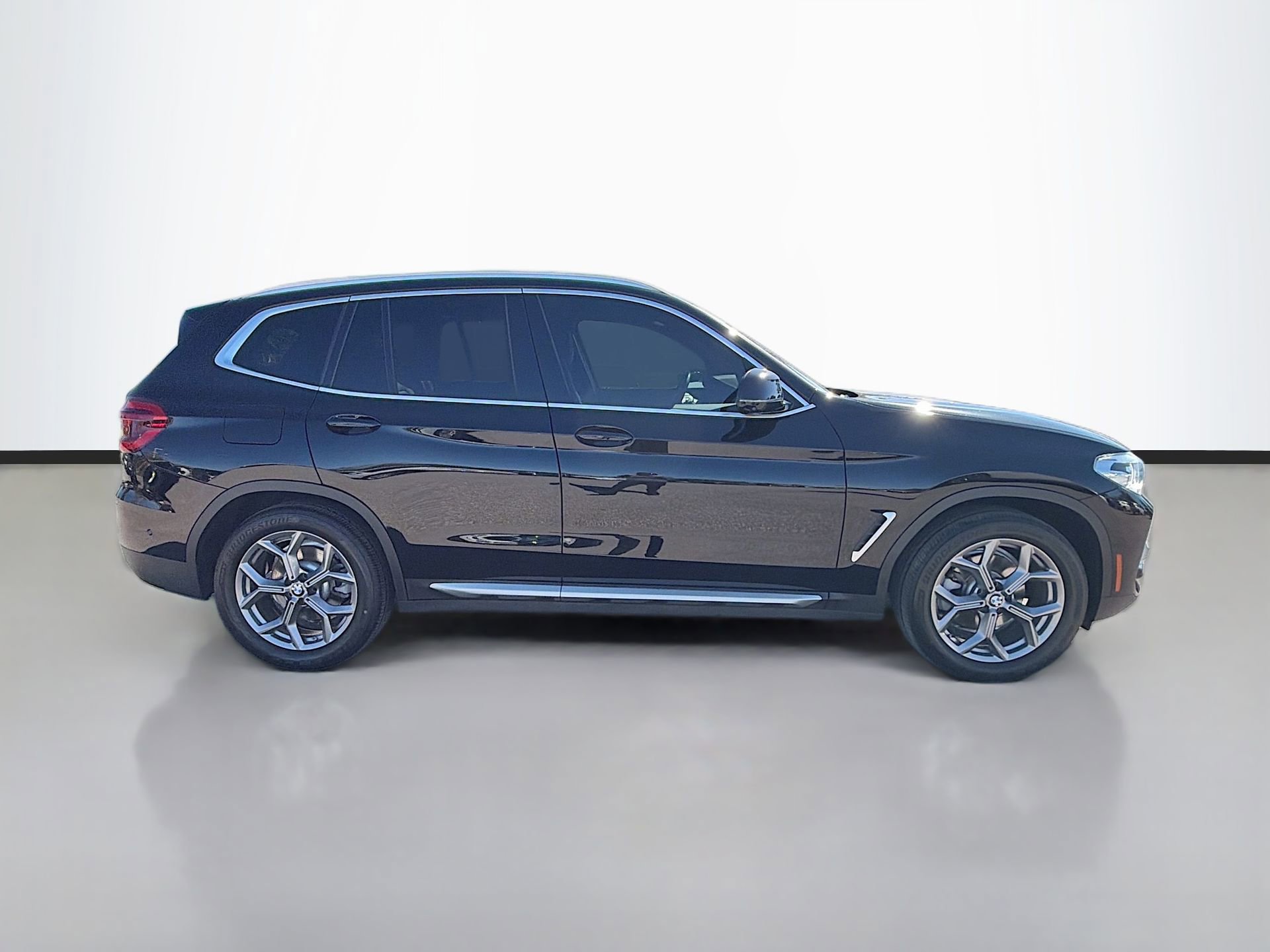 Used 2021 BMW X3 xDrive30i image 3